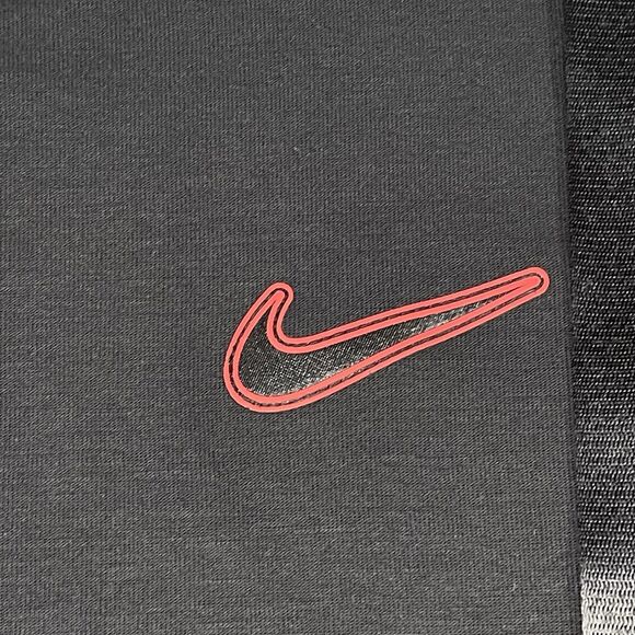 Portland Thorns Jacket Women XL Black Red Nike 1/2 Zip Cropped Hoodie Colorblock - Picture 5 of 11